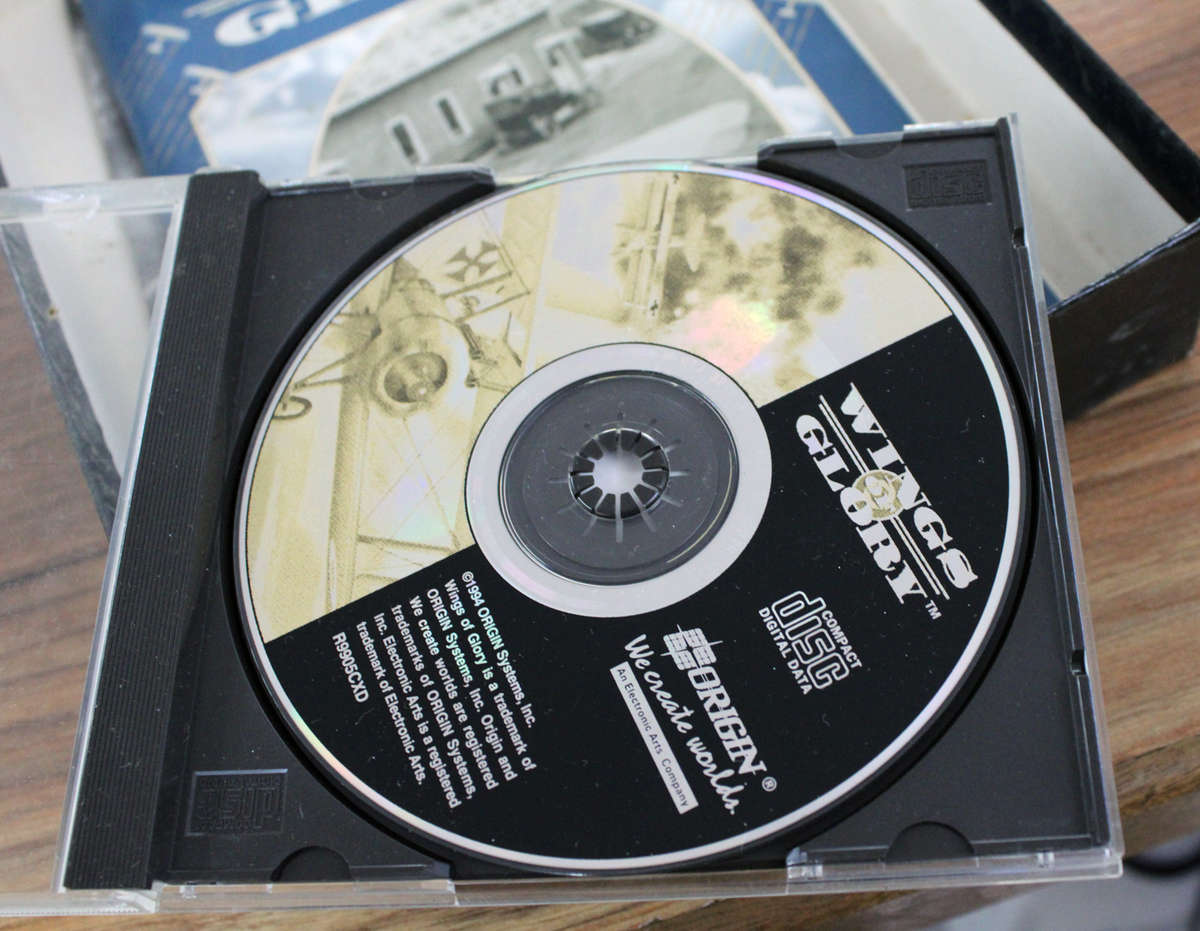 Vintage Big box PC game: Wings of Glory (CD)