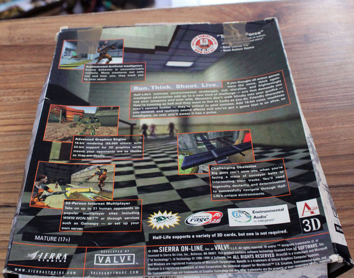Vintage Big box PC game: Half Life (CD)