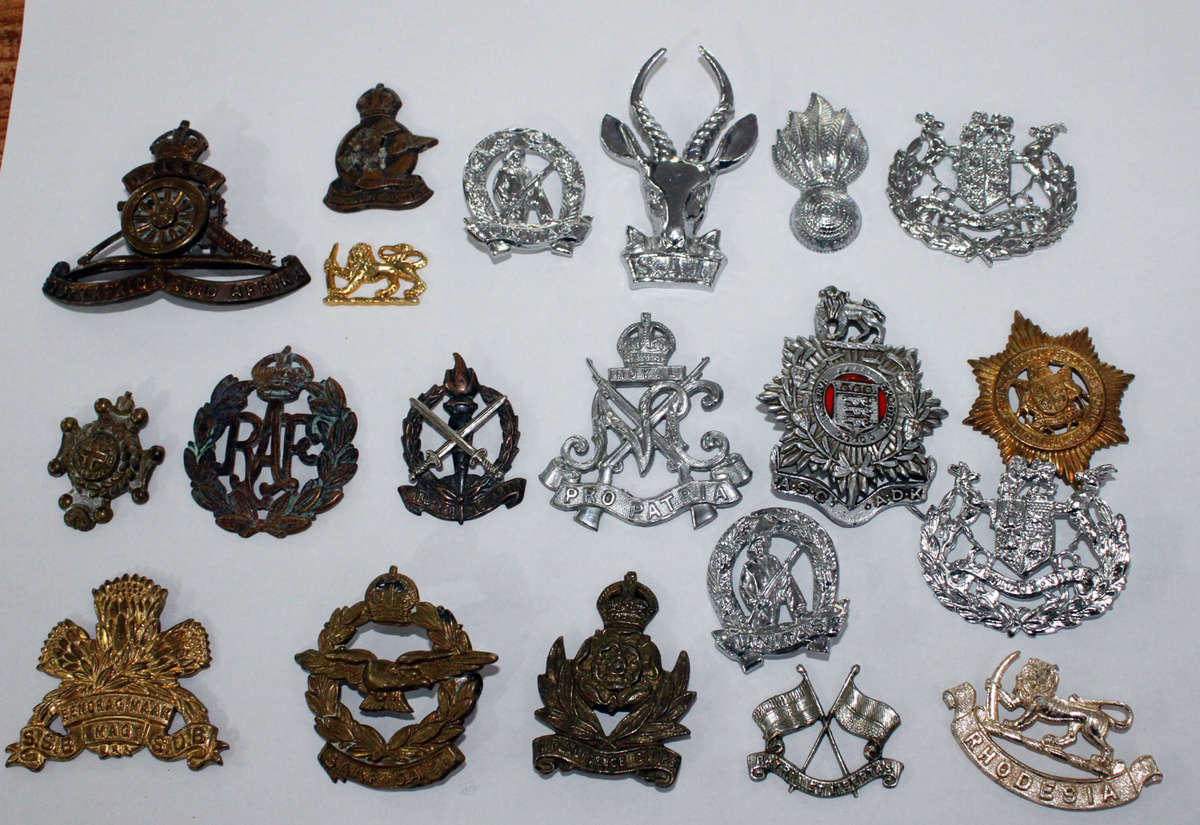 No pin/Damaged badge lot #1