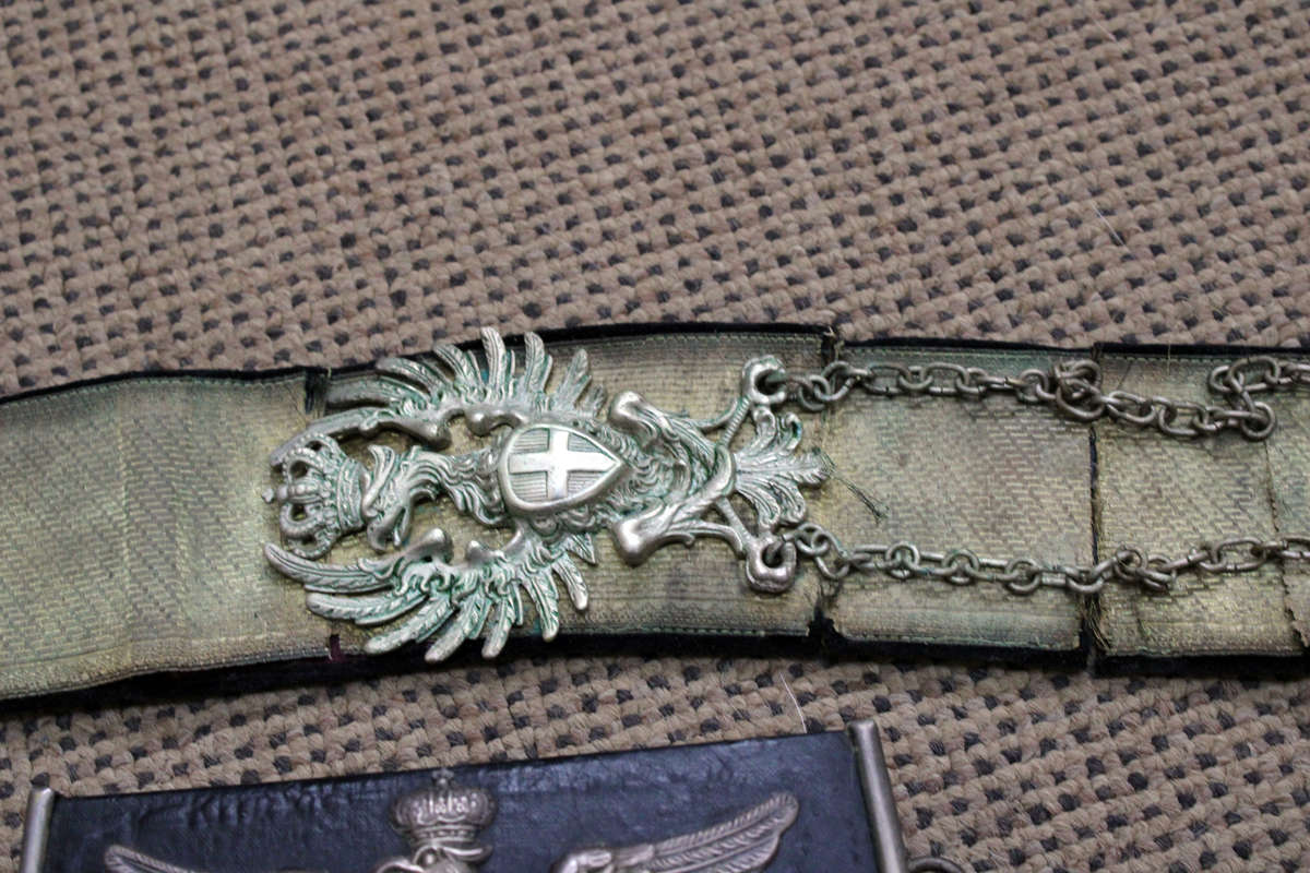 WW2 Italian Officer's sash and ammo pouch
