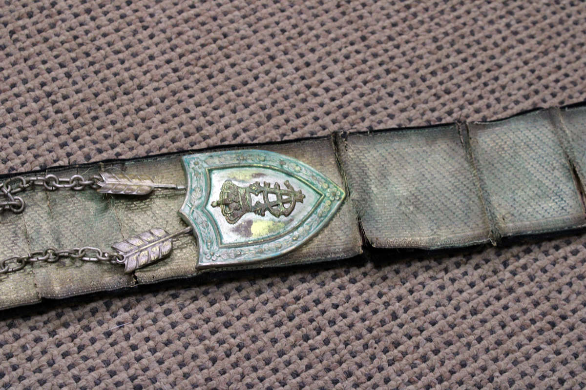 WW2 Italian Officer's sash and ammo pouch