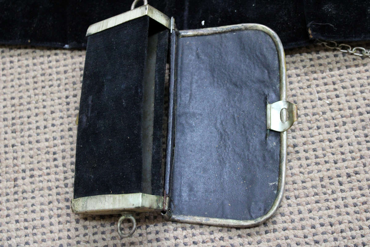 WW2 Italian Officer's sash and ammo pouch