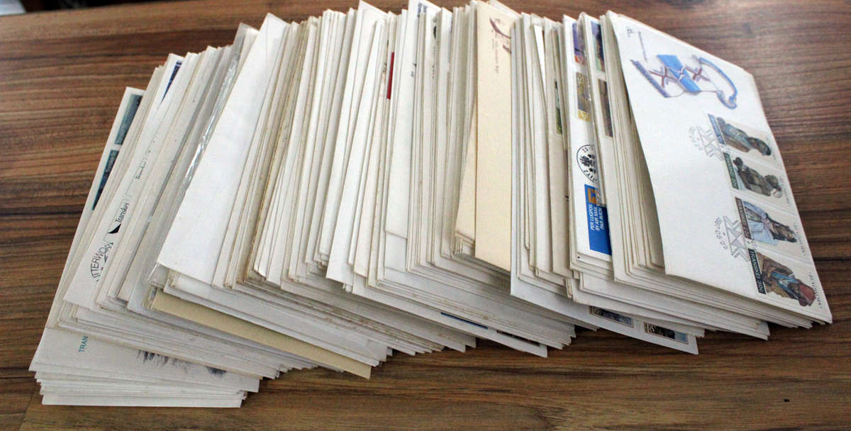 Over 100 First day covers lot 6