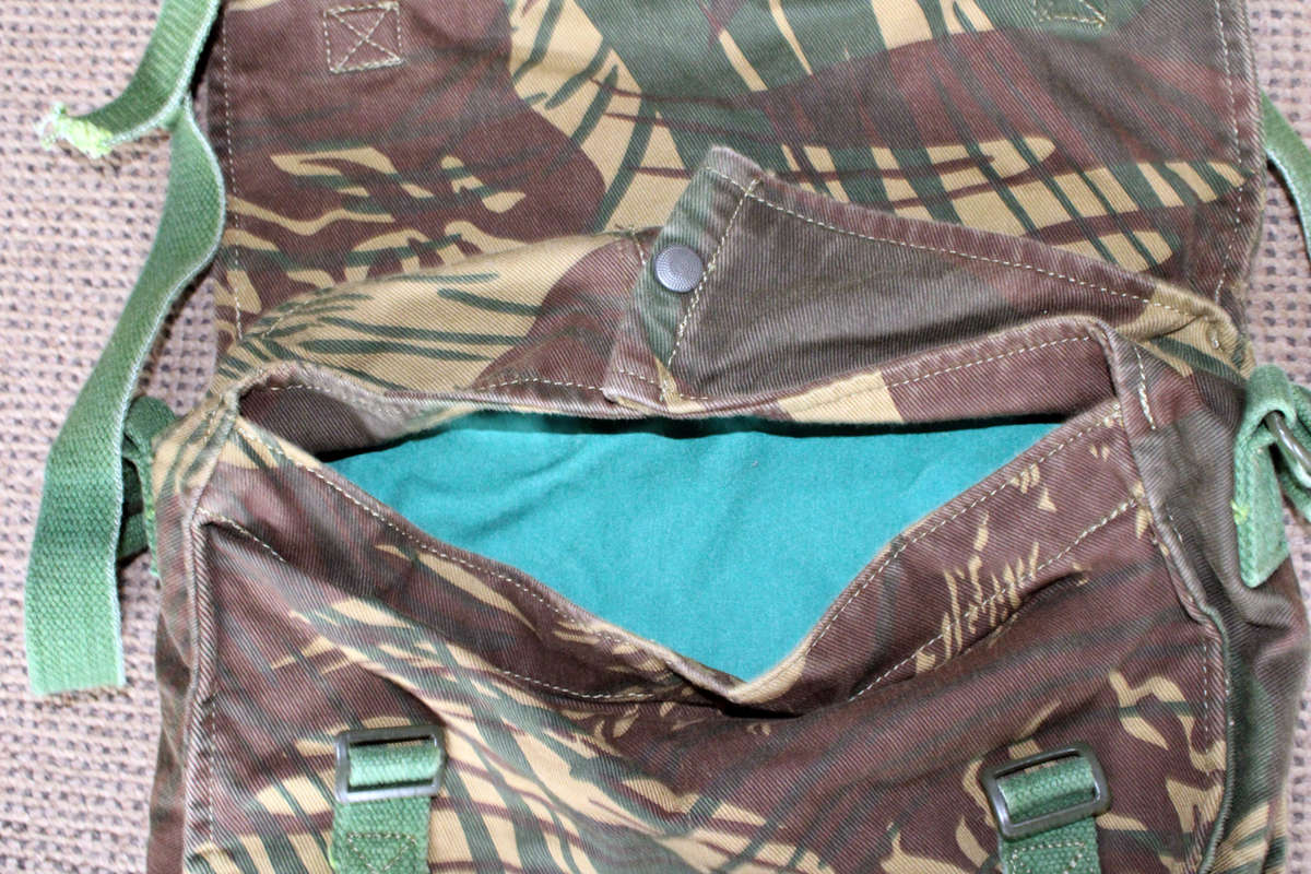 Repro Rhodesia brushstroke bag