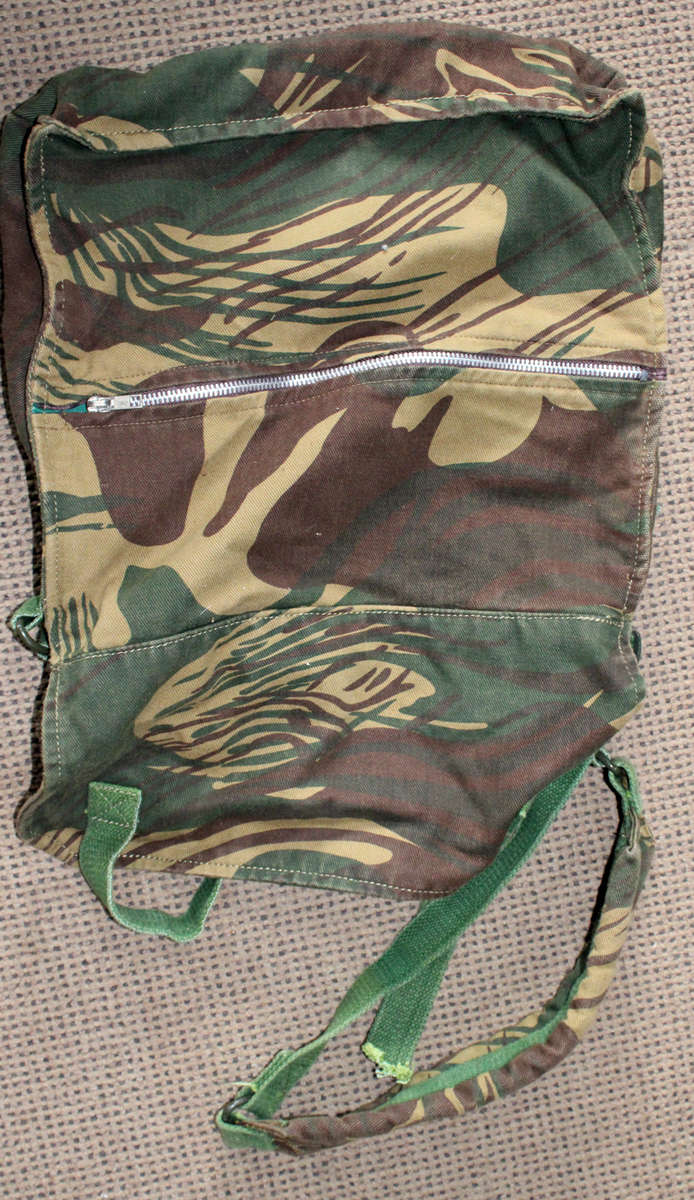 Repro Rhodesia brushstroke bag