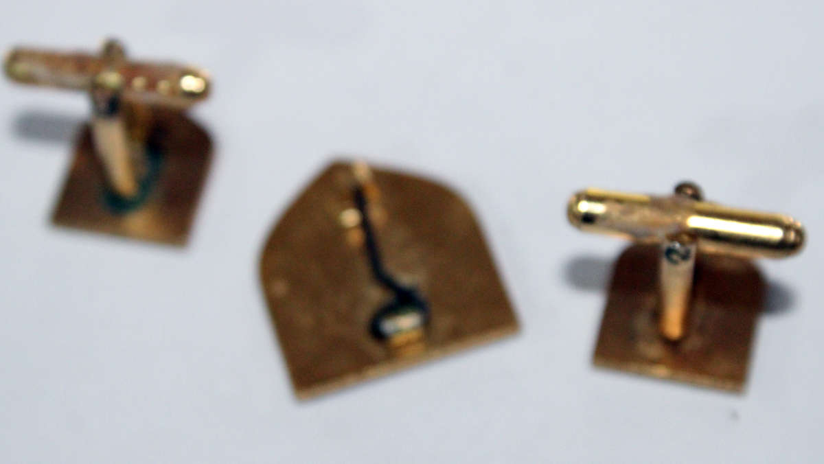 8th Army Veterans pin and cufflinks