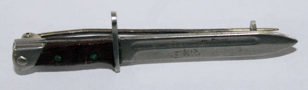 K98 Bayonet brooch