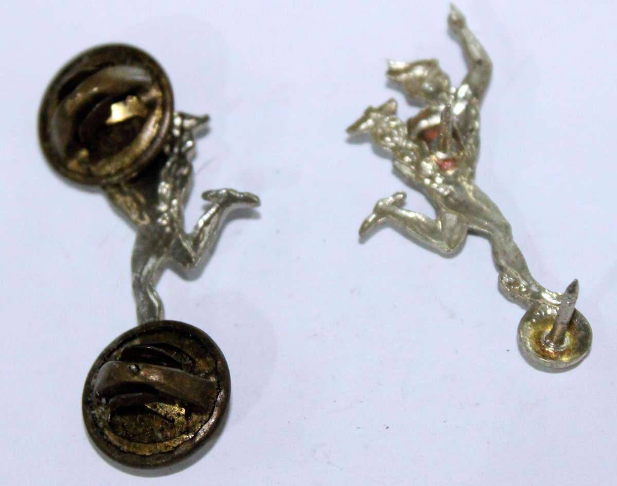 SA Signals pair of collars