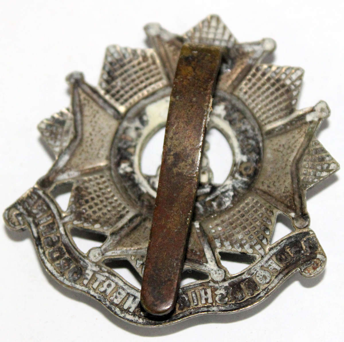 Bedfordshire and Hertfordshire Regiment Cap badge