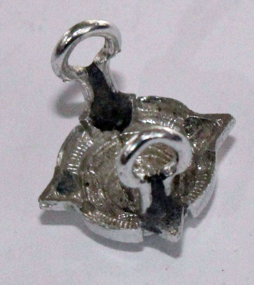 Single Rhodesian Mess dress Lieutenant pip