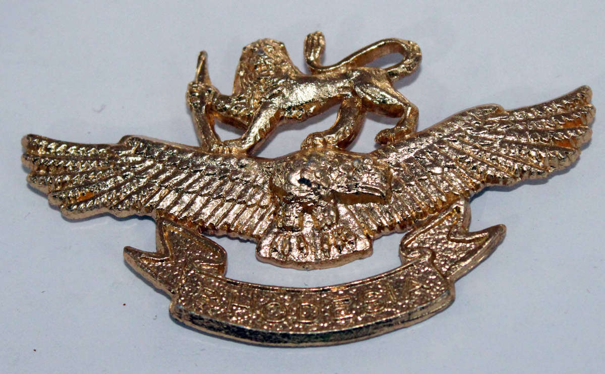 Rhodesian Airforce cap badge (no pins)