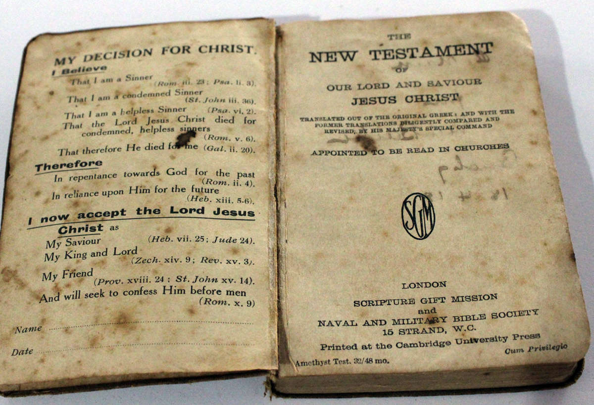 WW1 Bible named to a South African soldier