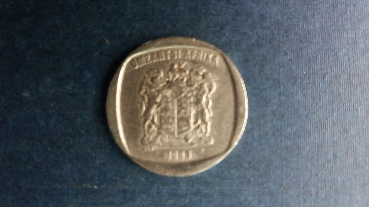 South Africa 1999 R2 * Mintage 4.8 Million *