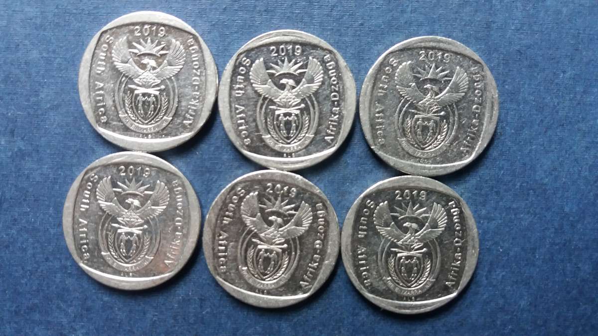 South Africa 2019 R2  Set with Kudu & Rights coins * 6 x coins*