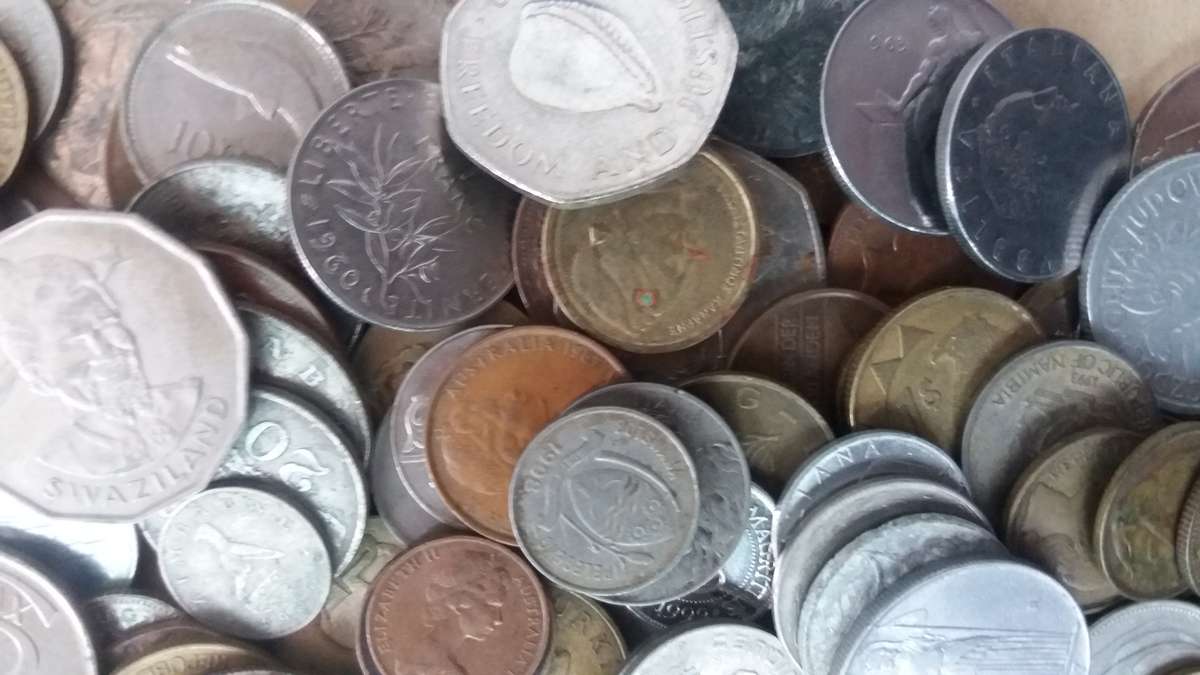 World Mix Coins - lot of 150 coins in total * No South African coins*