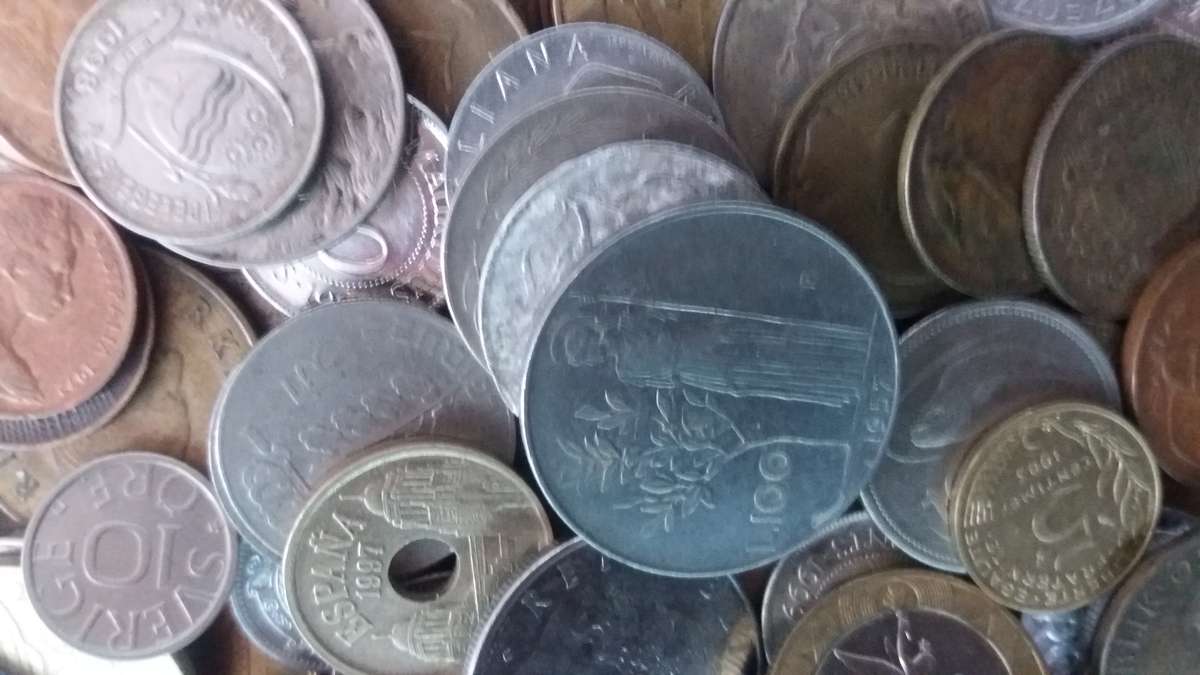 World Mix Coins - lot of 150 coins in total * No South African coins*