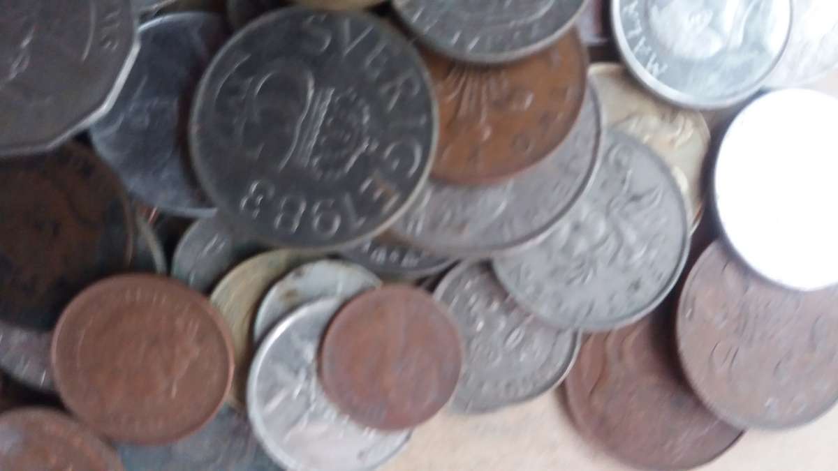 World Mix Coins - lot of 150 coins in total * No South African coins*