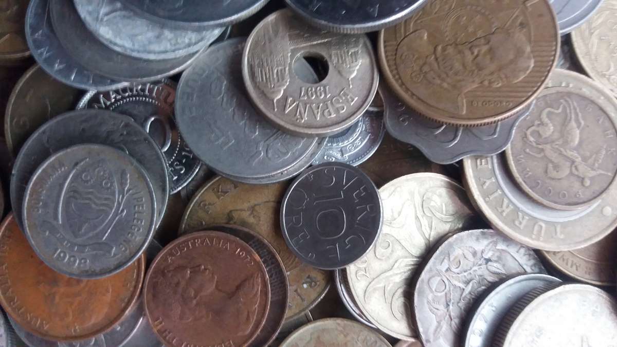 World Mix Coins - lot of 150 coins in total * No South African coins*