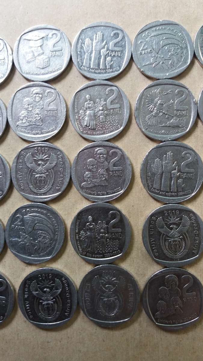 South Africa lot of 40 commemorative R2 coins
