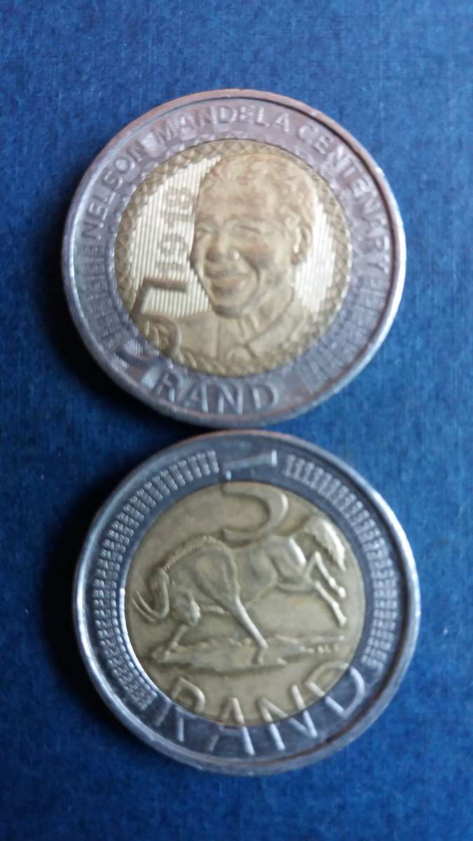 South Africa 2018 R5 - Mandela & Wildebeest * 2 x coins* Wildebeest coin is difficult to find