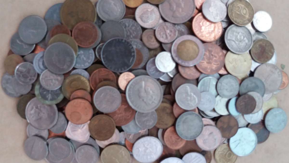 World Mix Coins - lot of 240 coins in total * No South African coins*