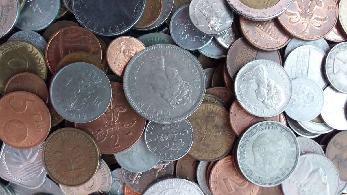 World Mix Coins - lot of 240 coins in total * No South African coins*