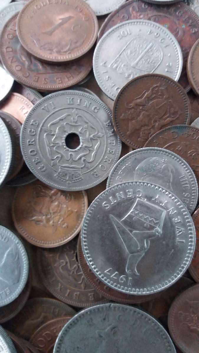 Rhodesia Mix - lot 100 coins