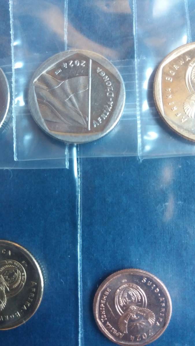 South Africa 2024 R2 , R1 , 50c , 20c & 10c *Condition AU/UNC* 4th Decimal Series