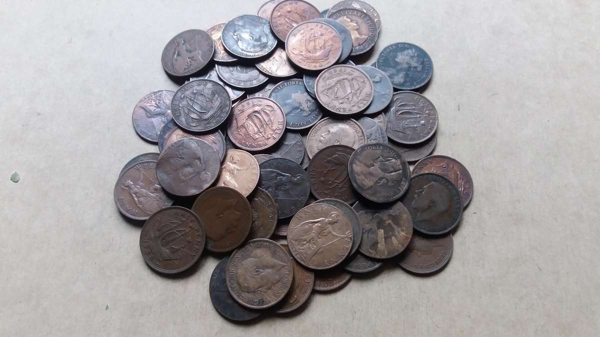 United Kingdom Old Half Penny mix - 58 coins