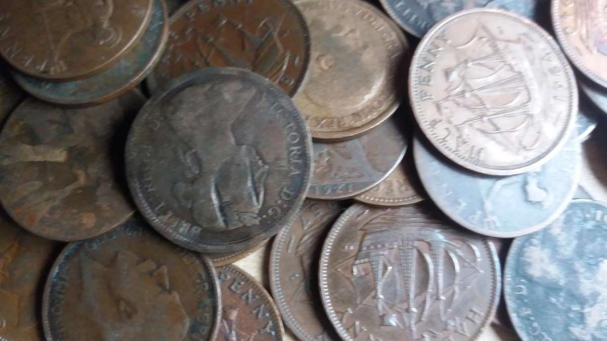 United Kingdom Old Half Penny mix - 58 coins