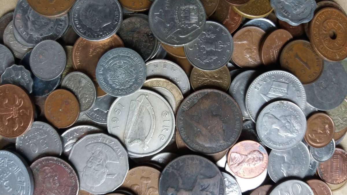 World Mix Coins - 300 coins in total * No South African Coins*