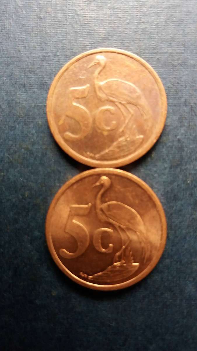 South Africa 2000 5 cent * Old &  New Coat of Arms - 2 x coins*