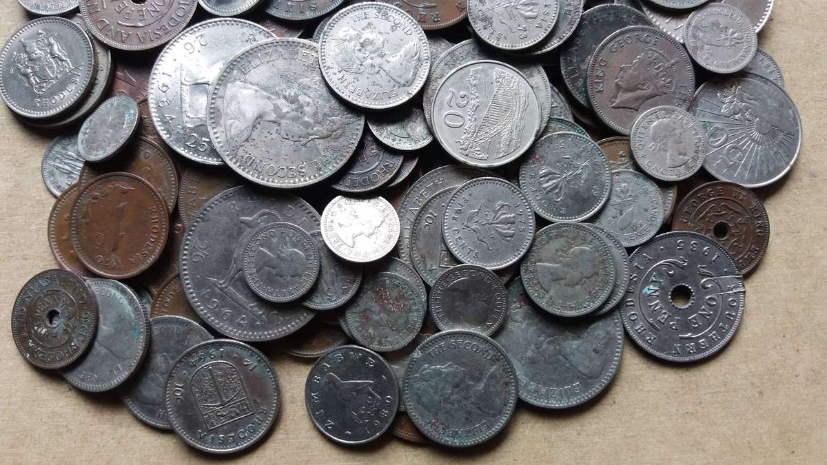 Rhodesia Mix  lot 180+ coins