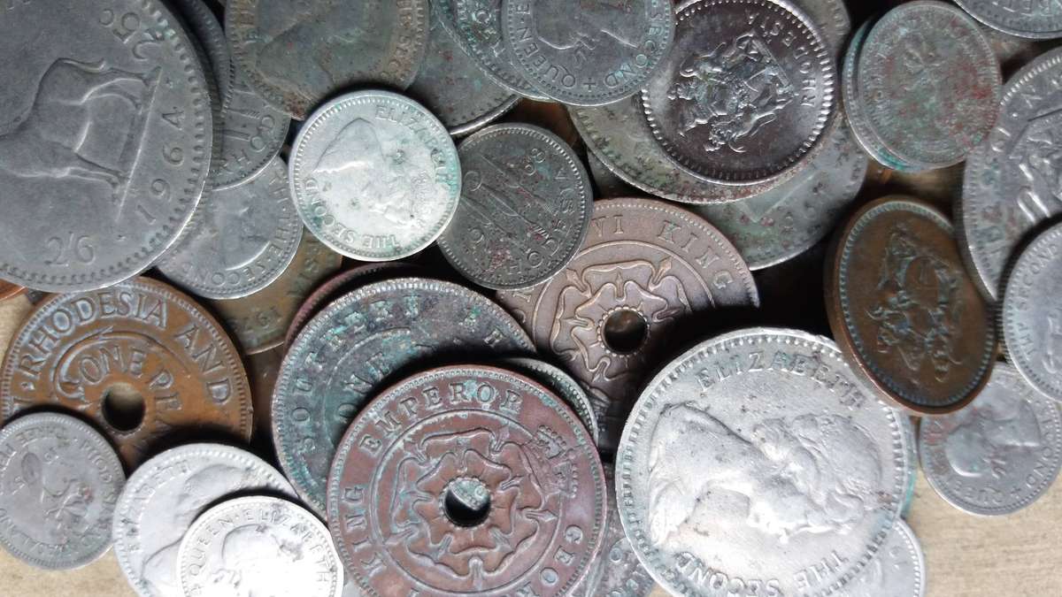 Rhodesia Mix  lot 180+ coins