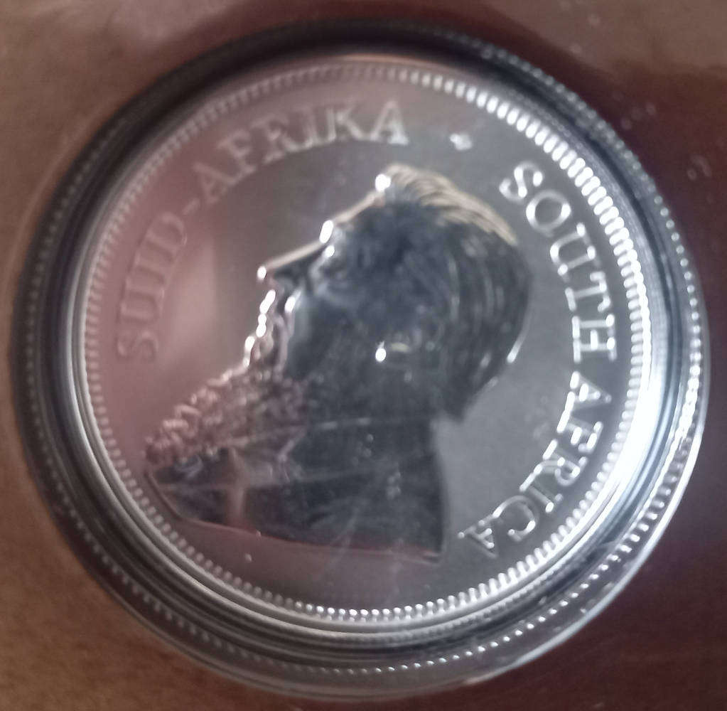 2 X 2017 1oz FINE SILVER KRUGER RANDS IN WALLNUT SAM BOX. PREMIUM UNCIRCULATED