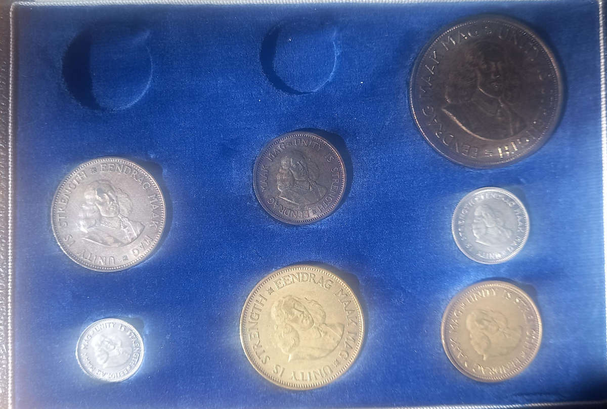 1963 RSA COIN SET IN SAM BOX