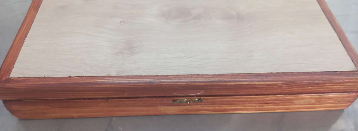 COLLECTION OF UNION, RSA AND INT. COINS AS PER PICTURE IN WOODEN 2 LAYER COIN BOX. (64 COINS)