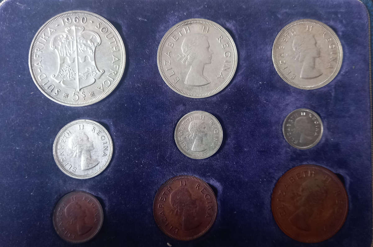 1960 UNION COIN SET AS PER PICTURE