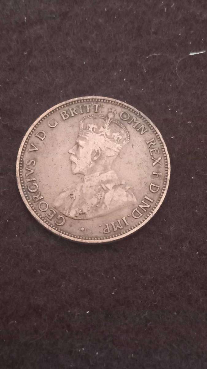 1917 & 1920 AUSTRALIAN ONE HALF PENNY