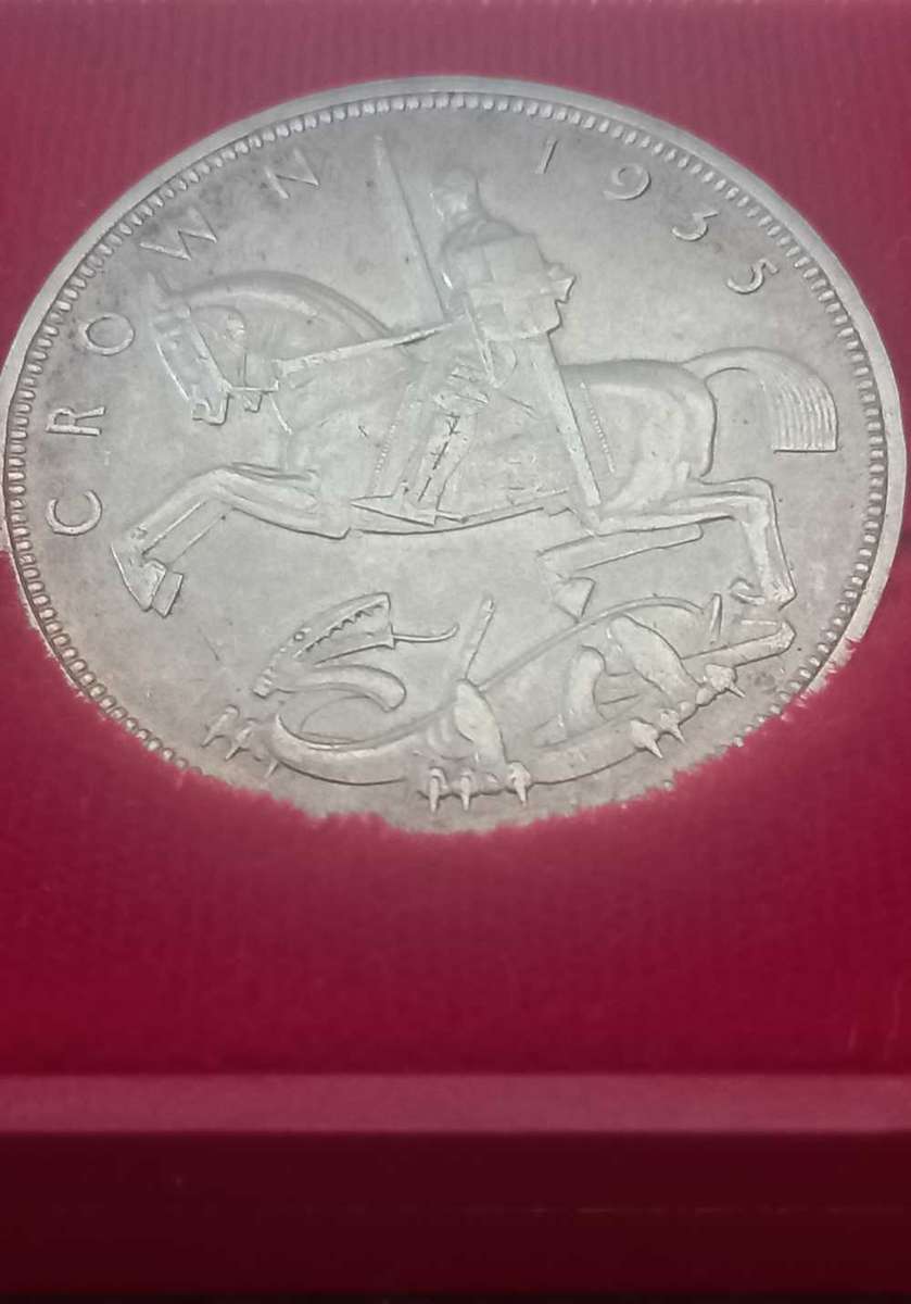 1935 BRITTAIN SILVER CROWN GEORGE V JUBILEE IN BOX