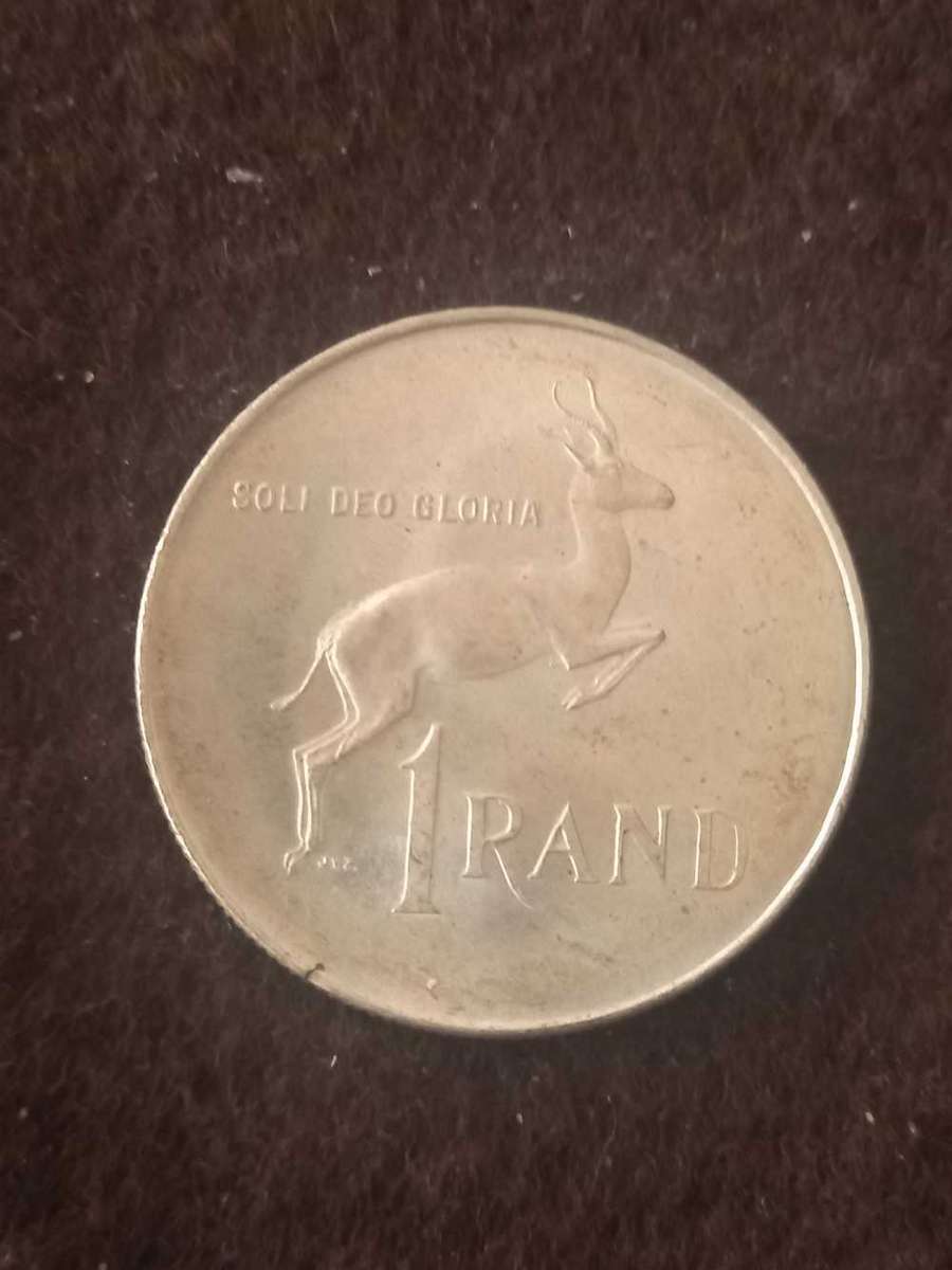 1966 SILVER R1 TAGGED EAR VARIETY.  AT LEAST ONLY 600 KNOWN ACC TO HERNS