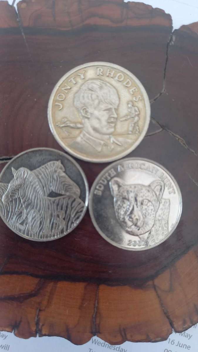 Medal & token lot as per picture. (6)