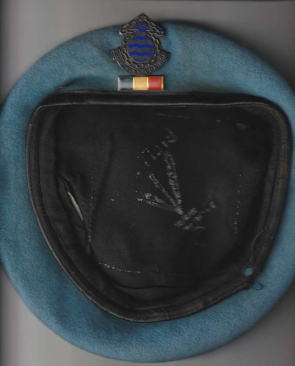 SADF/ SA Army / Berets  Peak Cap & WW 2 Helmets