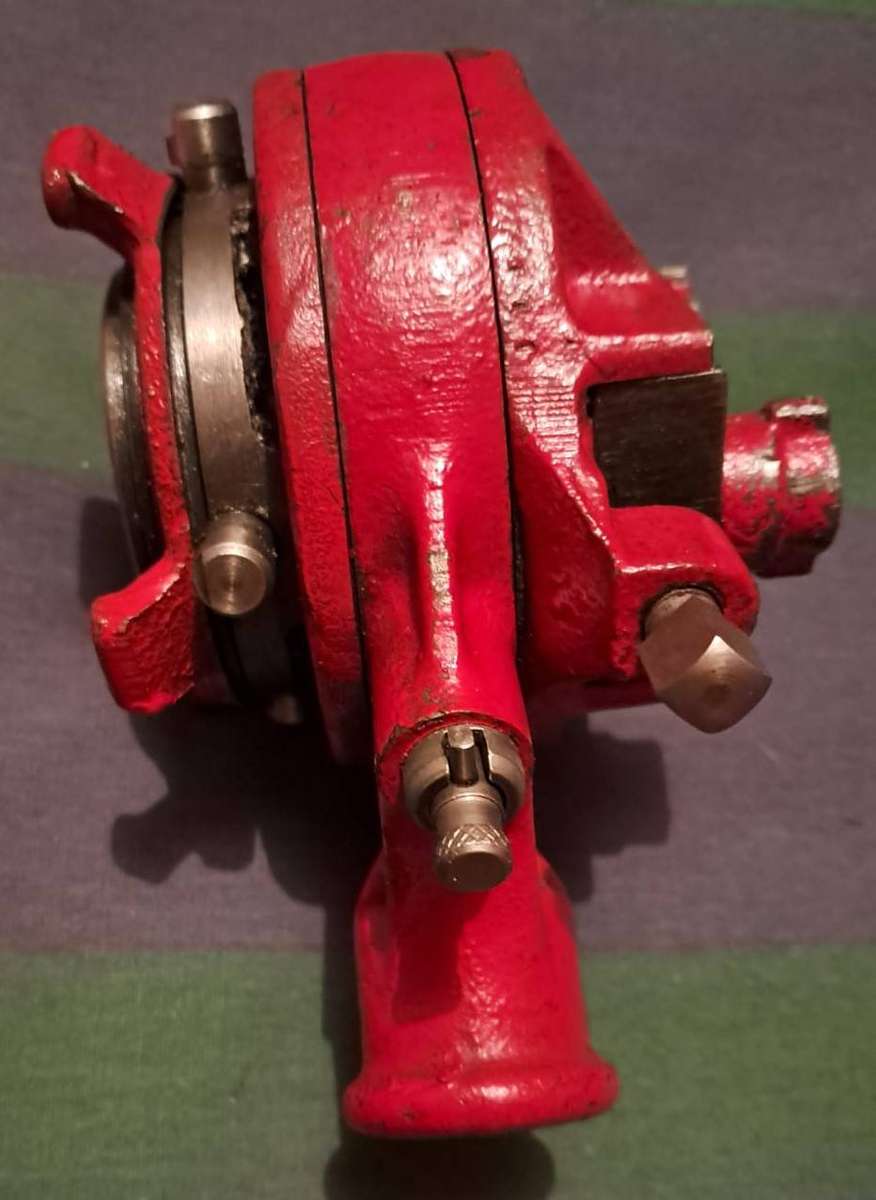 REX 2R ratchet pipe threader