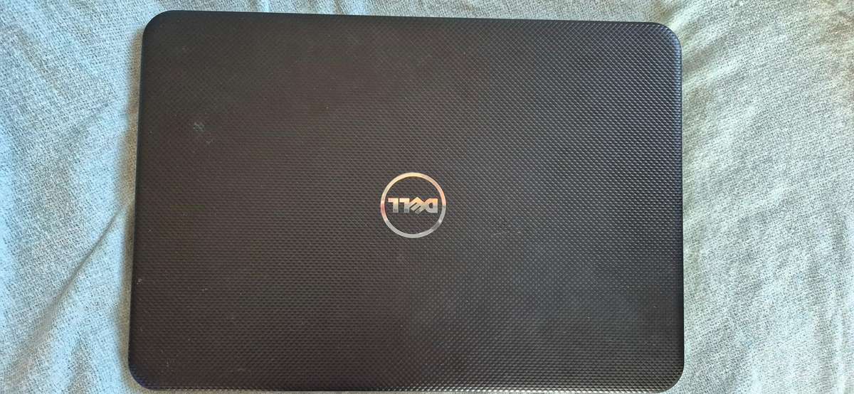 DELL INSPIRON 3537 i5 LAPTOP