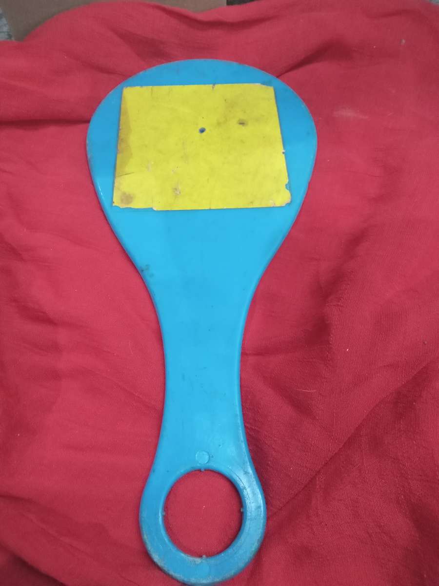 VINTAGE Fanta Ding Bat