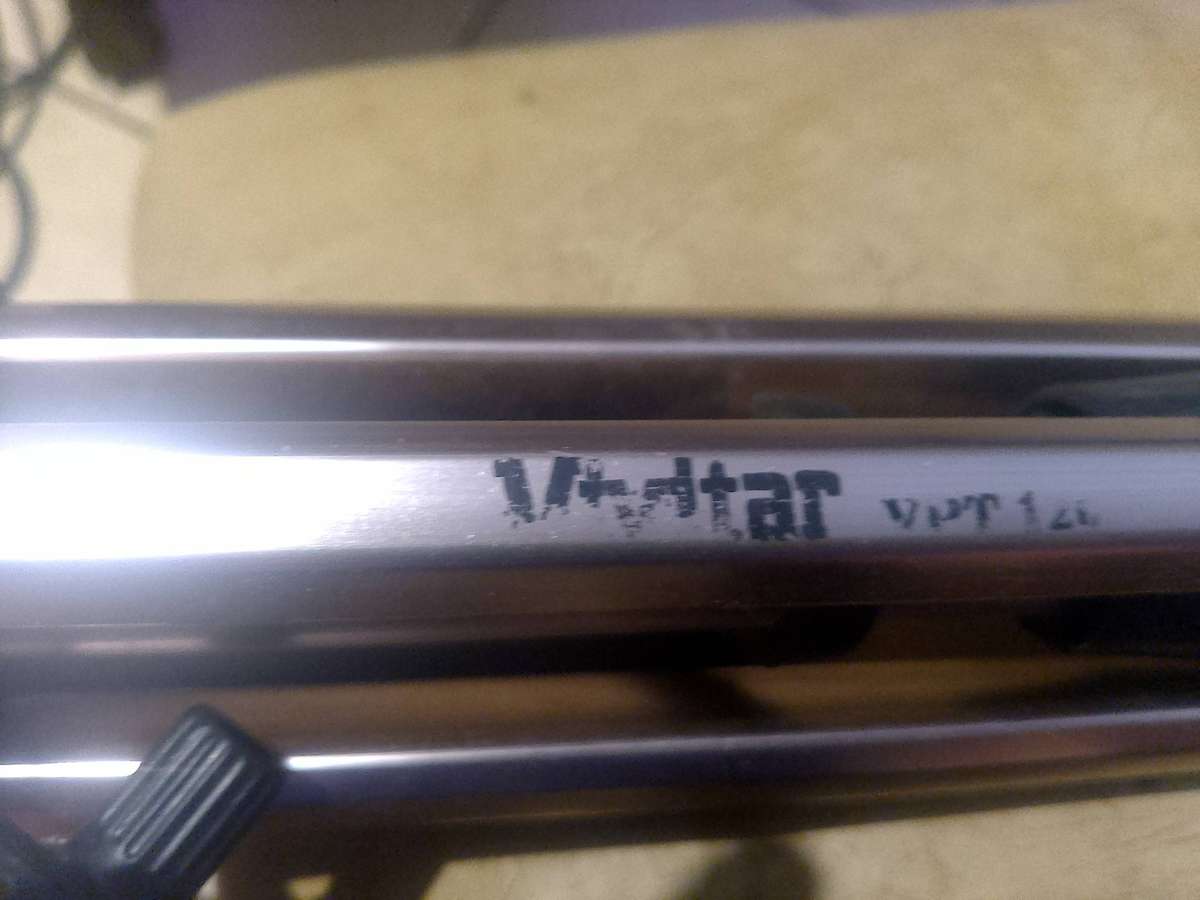 VIVITAR VPT-1200 Tripod