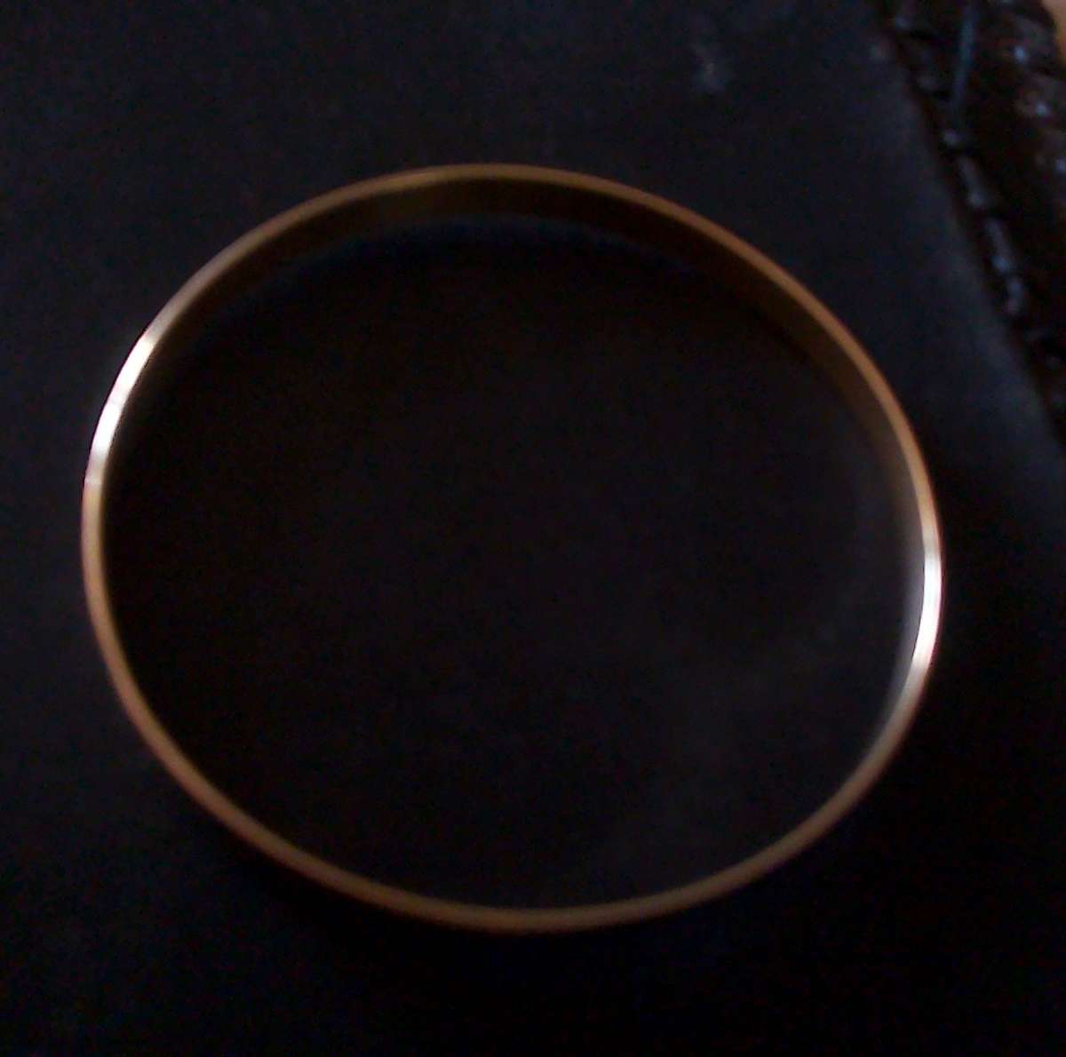 GOLD BANGLE