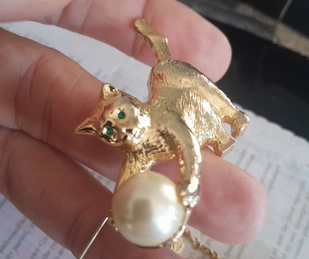 3 Gold Pearl Vintage Brooches