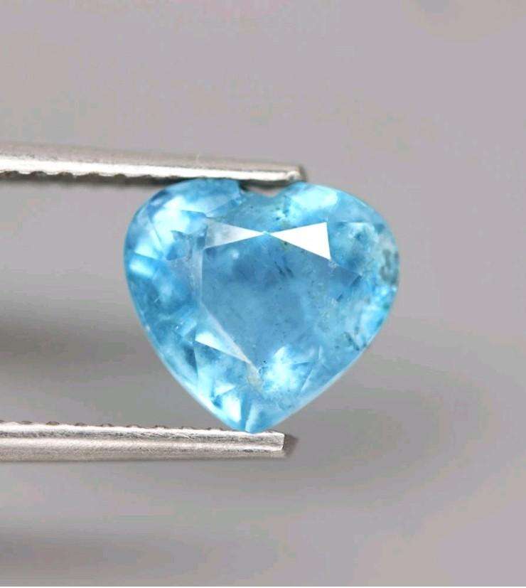 Natural 1.70 Ct Heart Aquamarine VIDEO